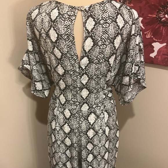 Uncle Frank: Cropped Jumpsuit, Snakeskin, size Medium - Picture 10 of 10